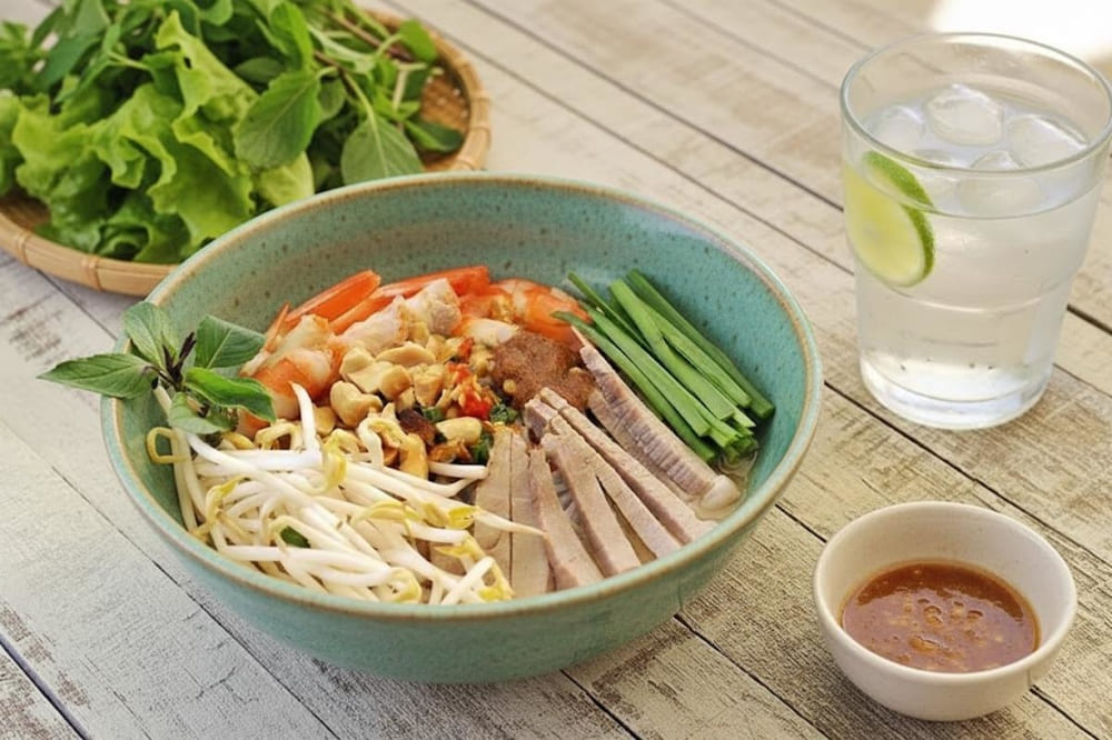 Đừng bỏ qua đặc sản b&uacute;n gỏi d&agrave; khi đến với S&oacute;c Trăng